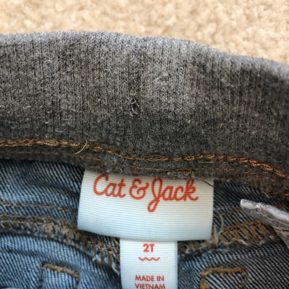 Jean shorts - Picture 2 of 3